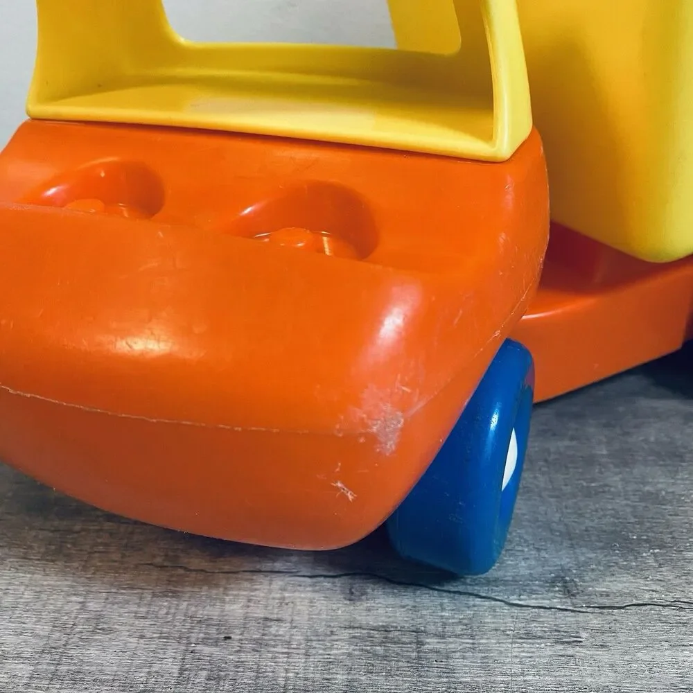 Vintage Little Tikes Toy Dump Truck